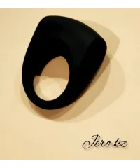 Эрекционное кольцо классического дизайна с вибрацией