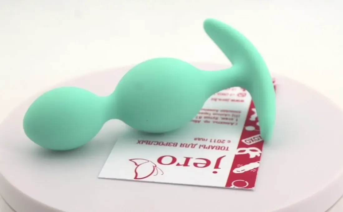 Круговое видео на Todo Roll - силиконовая анальная втулка